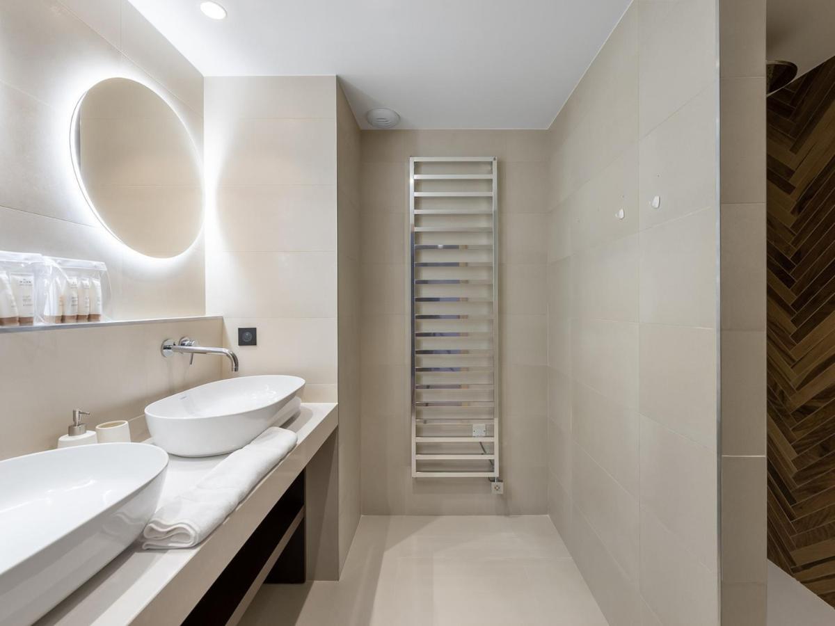Appartamento 1550, 6 Pièces, 8 Personnes - Fr-1-562-63 Courchevel